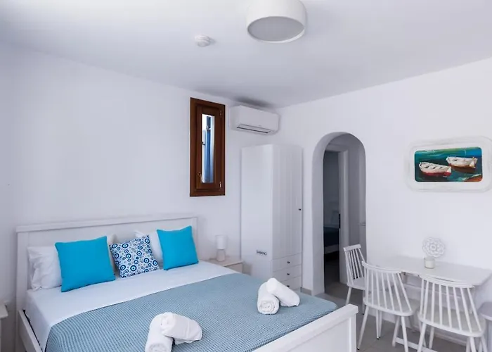 Olive Tree Semi-basement Mykonos Town