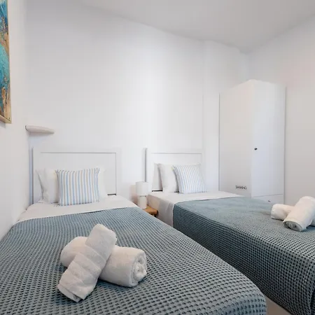 Olive Tree Semi-basement * Mykonos Town