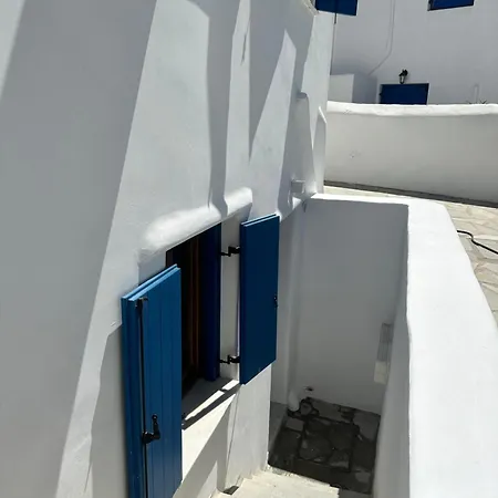 Olive Tree Semi-basement * Mykonos Town